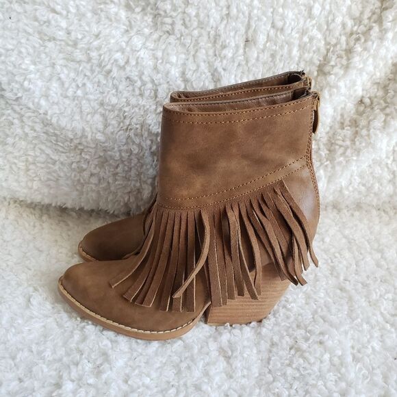 Very Volatile Brown‎ Leather Boho Fringed Ankle Boots - Picture 2 of 7